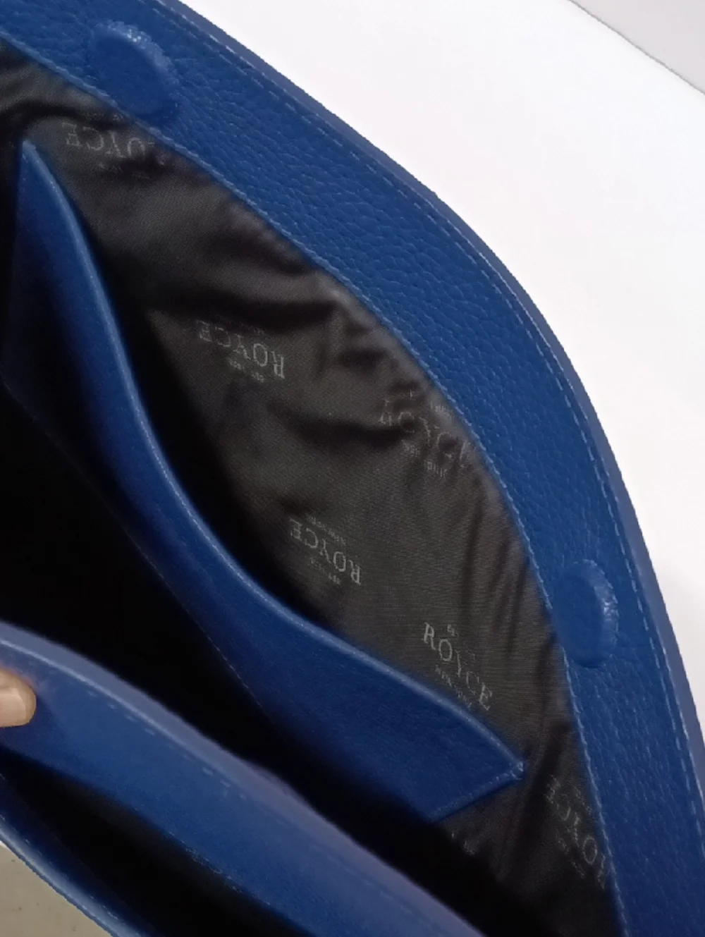 Royce New York Genuive Pebble Leather Document Holder/ Folio Royal Blue